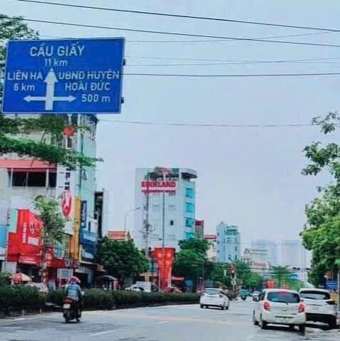 Bán đất thị trấn Trạm Trôi,diện tích39m2,mặt tiền3.6m,ô tô 7 chỗ đỗ cửa