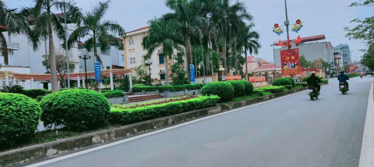 Bán nhà ,diện tích 46m2,4 tầng,gác lửng,cách ô tô 15m,Thị trấn Trạm Trôi,Hoài Đức