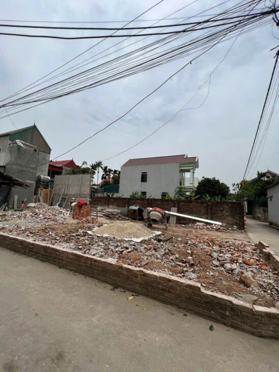 Bán đất Phúc Thọ,diện tích 80m2,mặt tiền 7.2m,lô góc 2 thoáng