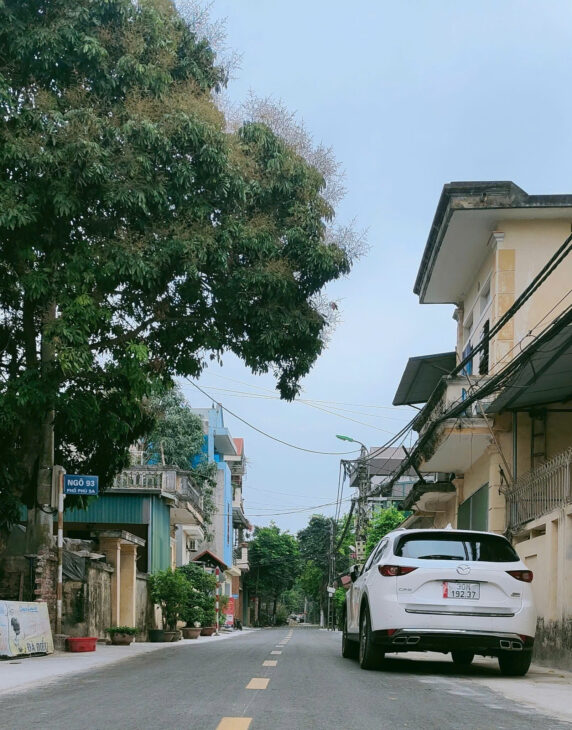 Bán Đất Viên Sơn Thị xã Sơn Tây,diện tích 50m2, 3 ô tô tránh , kinh doanh