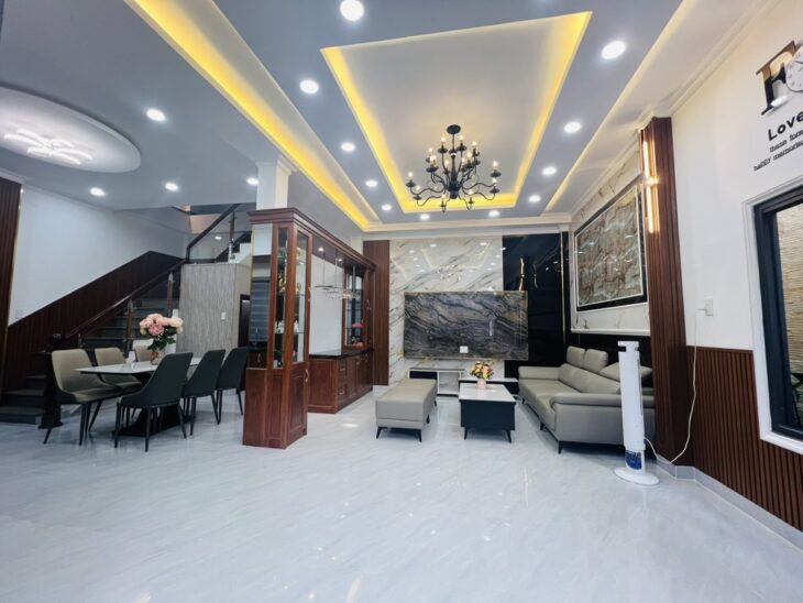 Mặt tiền Âu Dương Lân, ngay chợ Rạch Ông, nở hậu 8m, 95m2 chỉ 12 tỷ