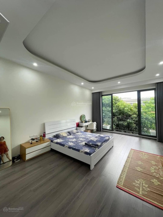 SIÊU HIẾM! PHÂN LÔ HOÀNG CẦU – 2 THOÁNG – 7 TẦNG THANG MÁY – GIÁ SỐC 20 TỶ!