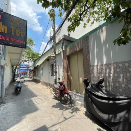 Bán Nhà Đường Âu Cơ, Q. Tân Phú – 65m², 3PN, Hẻm xe hơi