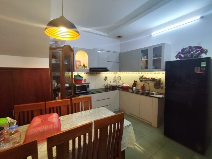 Bán Nhà Đường Âu Cơ, Quận Tân Phú – DT 65m², 3PN, hẻm xe hơi, 5.8 tỷ