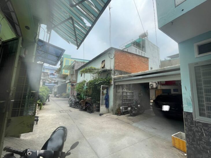 Bán nhà DT 58m2, Hẻm xe hơi Đường Cách Mạng, Q. Tân Phú
