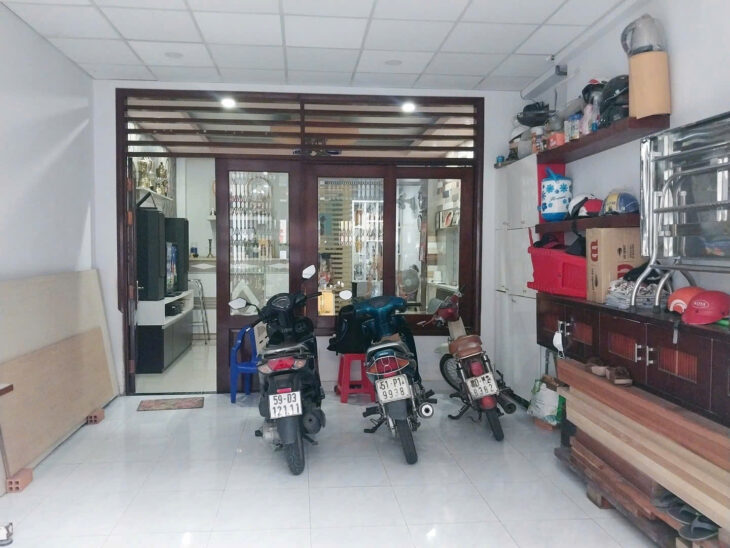 Chỉ 5.6 TỶ TL! 90M² – 2Tầng/2pn, HẺM XE HƠI, Phan Huy Ích Gò Vấp!