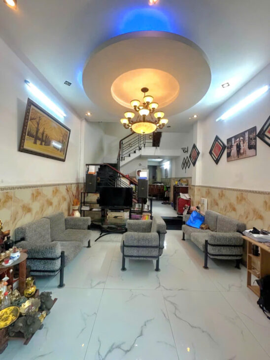 Chỉ 5.6 TỶ TL! 59M², 2Tầng/4PN, HẺM ÔTÔ, Phan Văn Trị Gò Vấp!