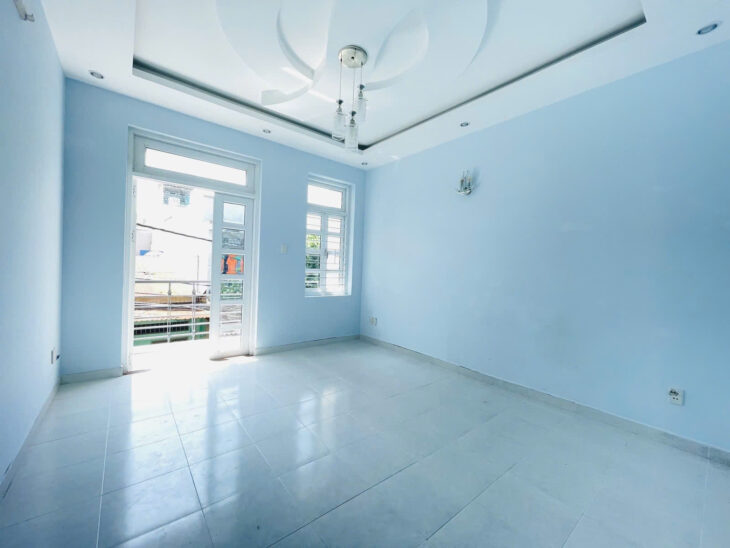 GẤP BÁN! Chỉ 5.6 tỷ TL! 54M², 4Tầng/4PN, HẺM XE HƠI, Thống Nhất Gò Vấp!