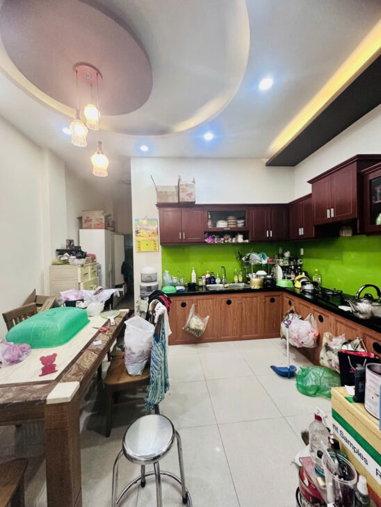 GẤP BÁN! Chỉ 5.75 TỶ TL! 92M², 2Tầng/4PN, HẺM XE HƠI, Thống Nhất Gò Vấp!