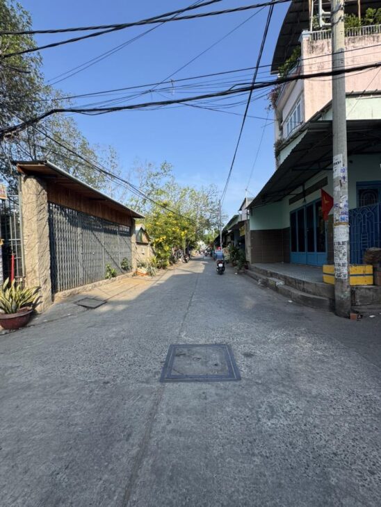 DM8- NHÀ MỚI KENG 3PN VIEW CÔNG VIÊN – NGAY CHỢ BÌNH TRỊ ĐÔNG GẦN TÊN LỬA AEON MALL – ĐƯỜNG THÔNG