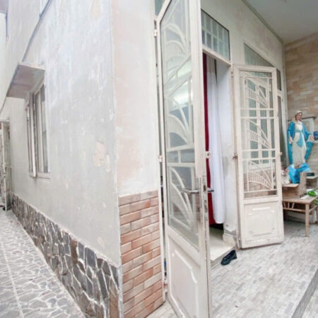 Bán nhà quận 10, Cách Mạng Tháng 8, 136m2, 2 tầng, 18 tỷ, hẻm xe hơi