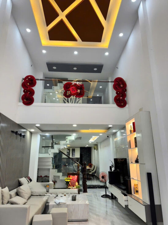 Nhàvquận 5 đường An Bình, 68m2, 5 tầng, 13.2 tỷ, hẻm xe hơi