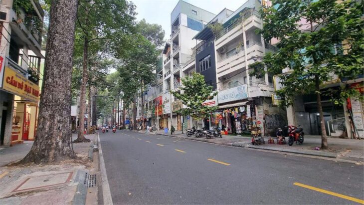 Bán Nhà MT Trần Quang Khải, Tân Định, Quận 1, 72 m2 giá 30 tỷ