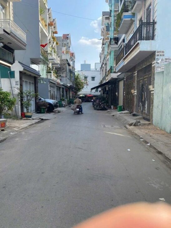 BÁN ĐẤT BẾN LỘI – BÌNH TÂN – 56M2 (4X14) – KHU PHÂN LÔ – SHR