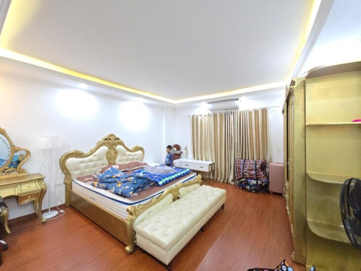 NHÀ ĐẸP THẠCH BÀN – AEON MALL – Ô TÔ ĐỖ CỬA – TẶNG NỘI THẤT 500TR – CHỈ HƠN 5 TỶ