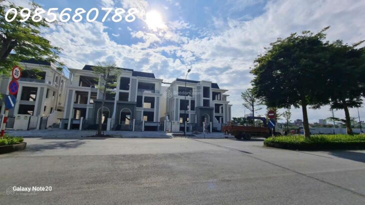 BÁN BIỆT THỰ ĐƠN LẬP 360M2 HÀNG HIẾM TẠI CIPUTRA NAM THĂNG LONG HÀ NỘI