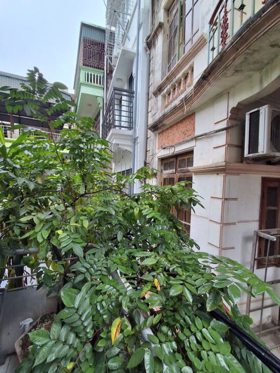 Bán nhà phố Đê La Thành, Ba Đình, 35m2 giá chỉ 7.7 tỷ