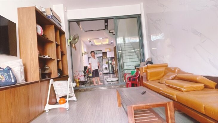 Bán nhà 3 tầng, 70m², 4PN, 4WC, 8.9 tỷ, Trường Thọ, Thủ Đức