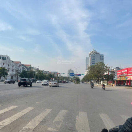 Chuyển nhượng khách sạn tuyến 2 cách mặt đường Lê Hồng Phong chỉ 50m, Ngô Quyền, Hải Phòng