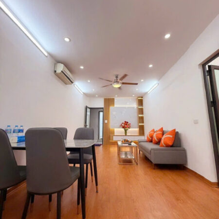 Bán căn hộ tập thể Cao Su Sao Vàng 28m² sử dụng 60m² – Vị trí đắc địa trung tâm Ngã Tư Sở, đối diện
