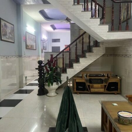 Bán nhà 93m2 1T1L Dĩ An,đường 2 xe hơi,gần ngã tư Chiêu Liêu