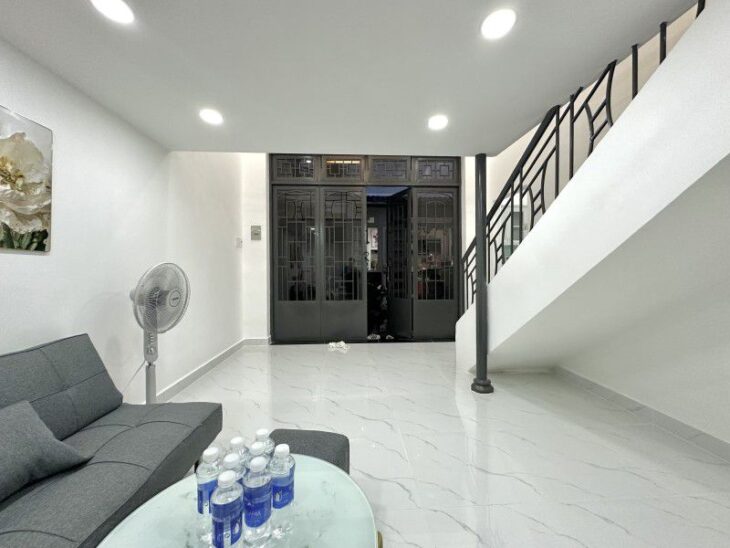 BÌNH THẠNH, NƠ TRANG LONG GIÁP PHAN ĐĂNG LƯU, P14 – 30M2 – 3 TẦNG – 20M RA MẶT TIỀN – 4.8 TỶ.
