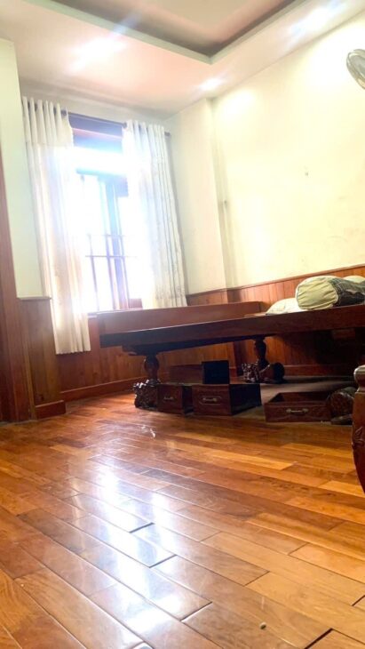 Bán nhà mặt phố Q.9, 150m2, 4 tầng, 16.4 tỷ, sổ hồng