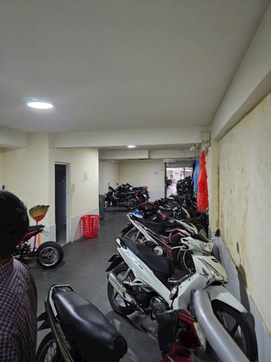 Chủ hạ 2 tỷ! 34 phòng cho thuê, Nguyễn Xí – Nơ Trang Long – DT 4.6 x 36m (170m2) – CPXD: 6 tầng –