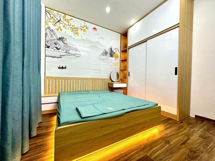 Bán Nhà Gốc Đề-Hai Bà Trưng-60M -MT 4M-Sân vườn-Trong lành-thoáng mát