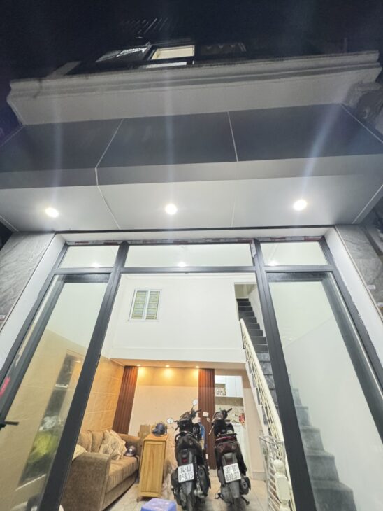 NHÀ NGÕ RỘNG – CÁCH OTO 20M – GIÁ RẺ 3.98 TỶ – NGUYỄN CHÍNH – 30M² x 4 TẦNG – SỔ ĐỎ