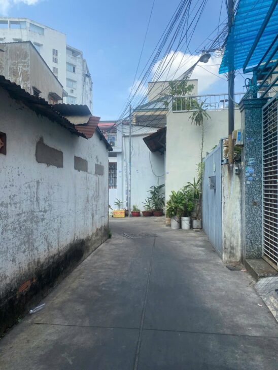 BÁN NHÀ 64M2 TÂN KỲ TÂN QUÝ PHƯỜNG TÂN SƠN NHÌ SÁT HXH NHỈNH 5 TỶ