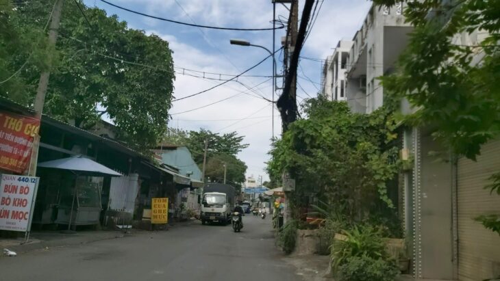 Bán nhà Gò Vấp , hẻm xe hơi Thống Nhất, nhà đẹp ở ngay, 5.5 x 9, 3Pn