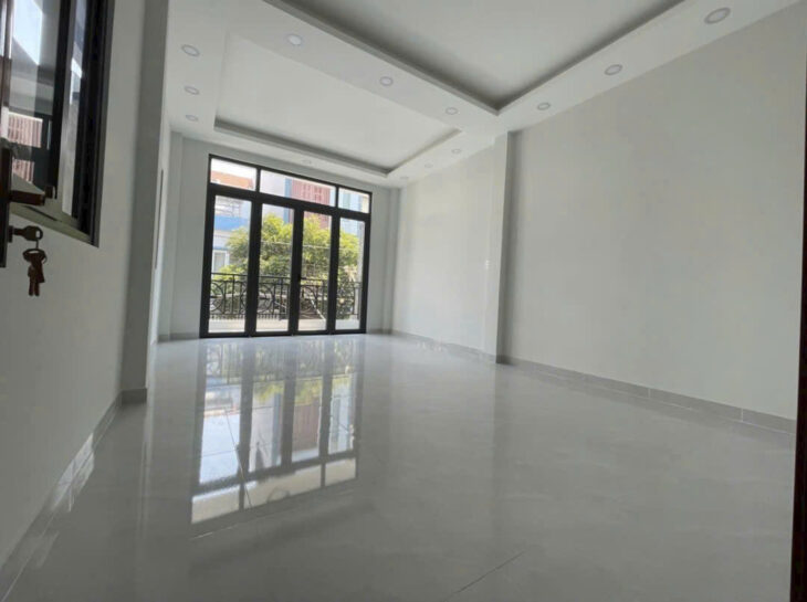 BÁN NHÀ MẶT TIỀN KINH DOANH TẠ QUANG BỬU, 4 TẦNG, 4,5X23M, SÁT AEON CAO LỖ. THUẬN TIỆN MỞ VP CTY,