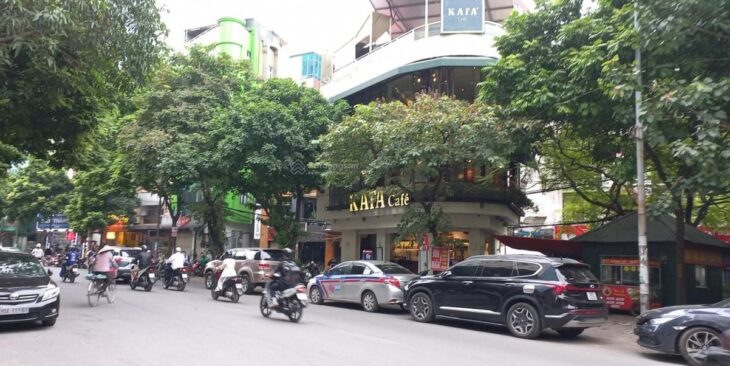 Lô góc Nguyễn Thị Định, Cầu Giấy ô tô tránh, mặt tiền 12m, cách mặt phố 15m, 4 tầng khu vực sầm uất