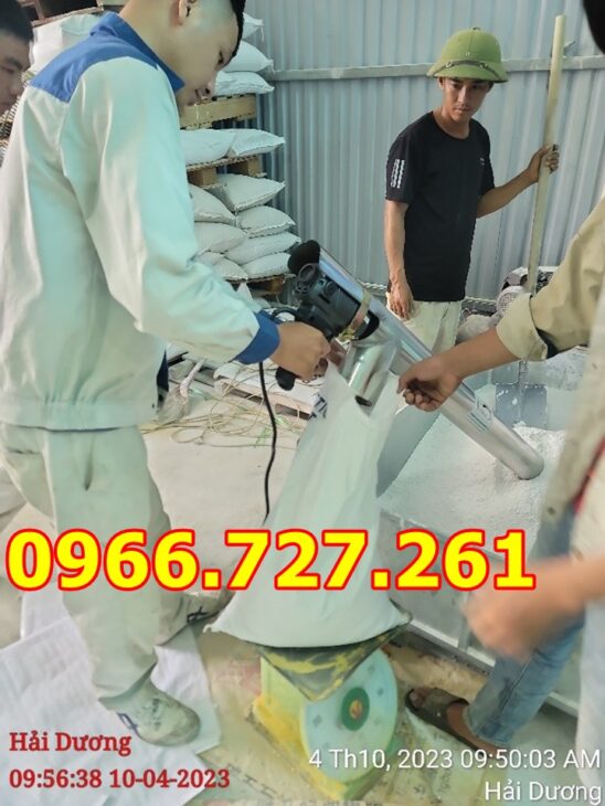 Máy hút lúa gạo cầm tay mini cần cứng 1m6