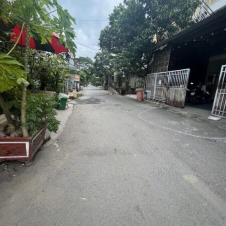 BÁN GẤPNHÀ CĂN GÓC 2 MẶT TIỀN, BÌNH HƯNG, BÌNH CHÁNH. DT: 61M2 (5 X 12M) 3TẦNG CHỈ 9.5 TỶ BÁN GẤPNHÀ CĂN GÓC 2 MẶT TIỀN, BÌNH HƯNG, BÌNH CHÁNH. DT: 61M2 (5 X 12M) 3TẦNG CHỈ 9.5 TỶ