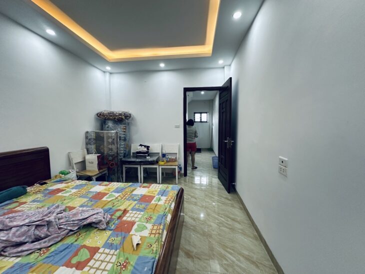 Bán nhà Thượng Thanh, Long Biên – 31m² x 5 tầng, giá 4.8 tỷ (full nội thất)