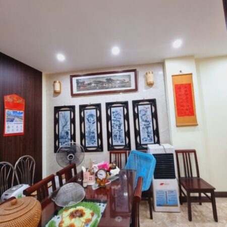 Nhà Mới Xây 5 Tầng – Văn Trì, 35m² – Giá Chỉ 5,4 Tỷ