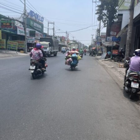 Bán nhà mặt tiền 8x40m giá 24,99 tỷ Đường Lê Văn Khương Bán nhà mặt tiền 8x40m giá 24,99 tỷ Đường Lê Văn Khương