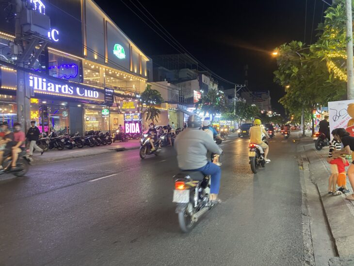 Bán nhà mặt tiền 6,5x12m giá 8,6 tỷ Đường Song Hành