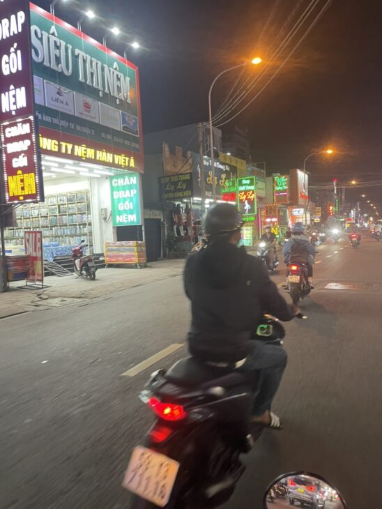 Bán nhà mặt tiền 3 tầng 5x25m giá 13,5 tỷ Đường Nguyễn Ảnh Thủ