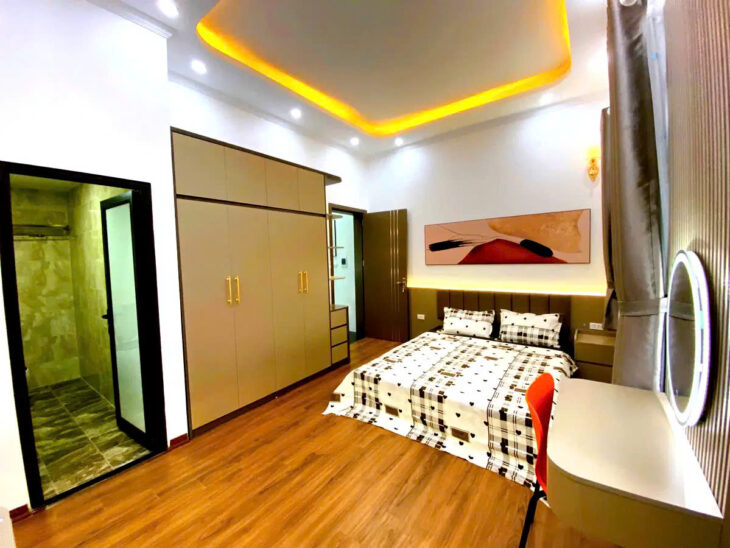 SIÊU PHẨM ĐỘI CẤN, BA ĐÌNH 43M2 5T -MT3,3M CHỈ 7.9 TỶ– 3 MẶT THOÁNG – LÔ GÓC