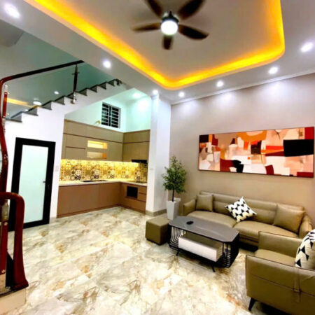 BÁN NHÀ NGUYỄN TRÃI, THANH XUÂN. 85M2 3 TẦNG MT 6M GIÁ 11,6 TỶ- 2 BƯỚC CHÂN RA OTO- DÒNG TIỀN KHỦNG