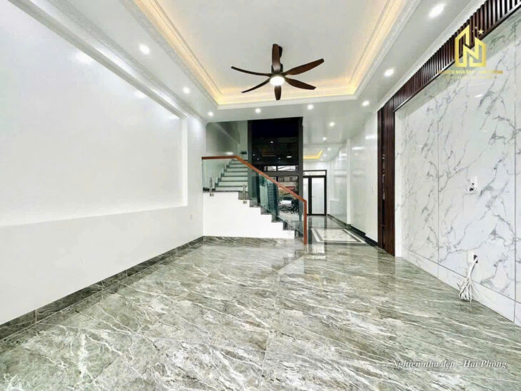 Nhà Trực Cát – Thiên Lôi, 88m 4 tầng, lô góc, sân cổng để ô.tô, Giá 6.9 tỉ