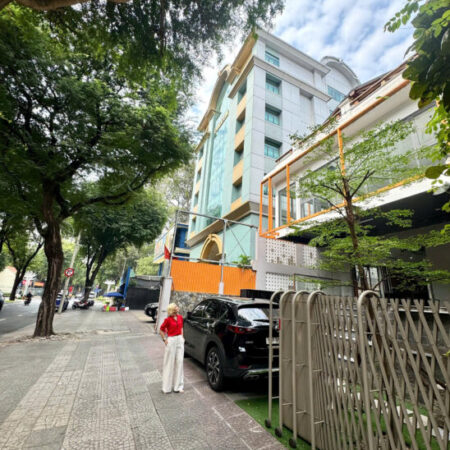 SẢN PHẨM KHAN HIẾM BÁN – 100 NGUYẼN DU, QUẬN 1 SẢN PHẨM KHAN HIẾM BÁN – 100 NGUYẼN DU, QUẬN 1