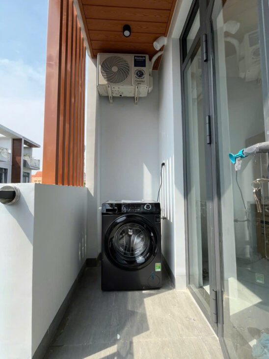 BÁN NHÀ 5 LẦU, MẶT TIỀN ĐƯỜNG SỐ PHƯỜNG TÂN QUY, QUẬN 7