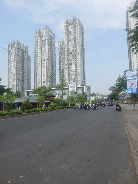 24m2,giá chỉ 5,9 tỷ đường Nguyễn Văn Linh,Tân Thuận,Q7,TPHCM.
