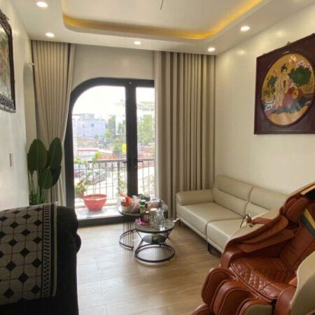 Bán nhà mặt đường Khúc Thừa Dụ – 4 tầng, độc lập, đẹp như mới – Giá 5.5 tỉ