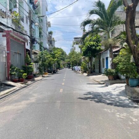 BÁN ĐẤT TẶNG NHÀ CẤP 4 ĐƯỜNG 6M Ô TÔ ĐẬU CỬA, GẦN SÂN BAY TIỆN DI CHUYỂN MÀ KHÔNG ỒN, LH 0965526259 BÁN ĐẤT TẶNG NHÀ CẤP 4 ĐƯỜNG 6M Ô TÔ ĐẬU CỬA, GẦN SÂN BAY TIỆN DI CHUYỂN MÀ KHÔNG ỒN, LH 0965526259