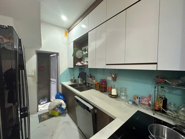 NHÀ ĐẸP Ở NGAY KIM GIANG – NGÕ THẲNG TẮP – 30m2 x 5 Tầng – 7.6 TỶ